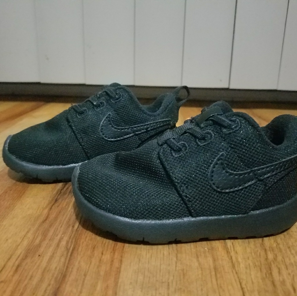 NIKE ROSHE ONE (TODDLER)